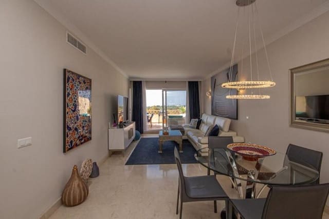 2 bedroom Apartment for sale in Santa María, Marbella with pool garage - € 389,000 (Ref: 9811054)