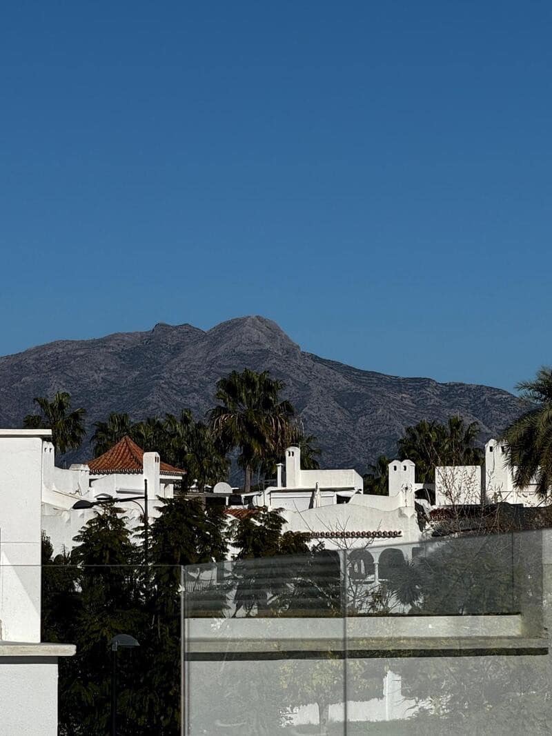 3 bedroom Apartment for rent in Bel-Air with pool garage - € 3,500 (Ref: 9811056)
