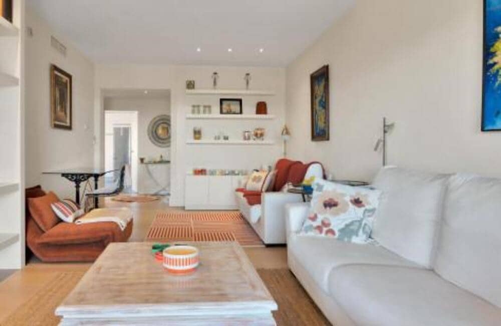 2 sypialnia Penthouse do wynajęcia w Marbella z basenem garażem - 3 500 € (Ref: 9812944)