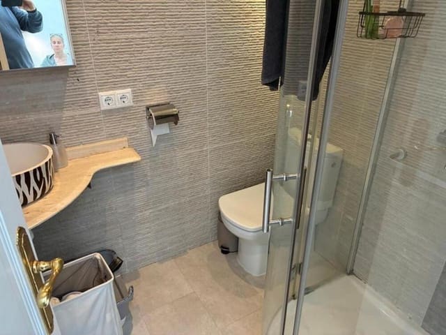 3 soverom Kjedet enebolig til leie i Guadalmina Alta, Marbella med svømmebasseng garasje - € 3 000 (Ref: 9812945)