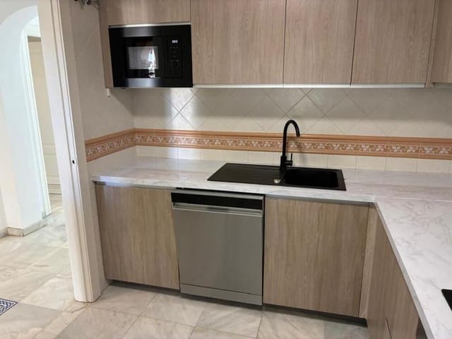 3 makuuhuone Paritalo vuokrattavana paikassa Guadalmina Alta, Marbella mukana uima-altaan 
autotalli - 3 000 € (Ref: 9812945)