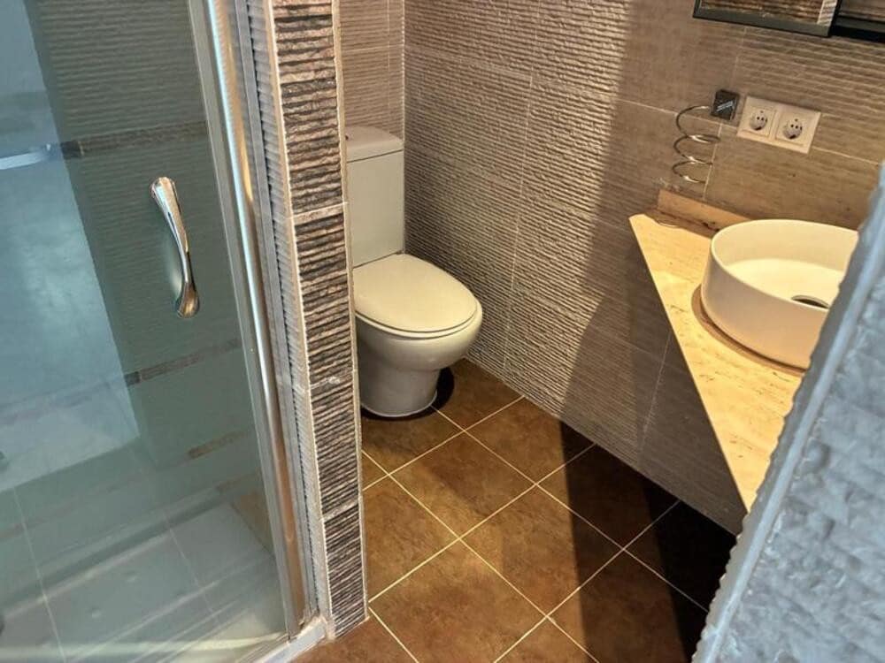 3 bedroom Semi-detached Villa for rent in Guadalmina with pool garage - € 2,750 (Ref: 9812945)