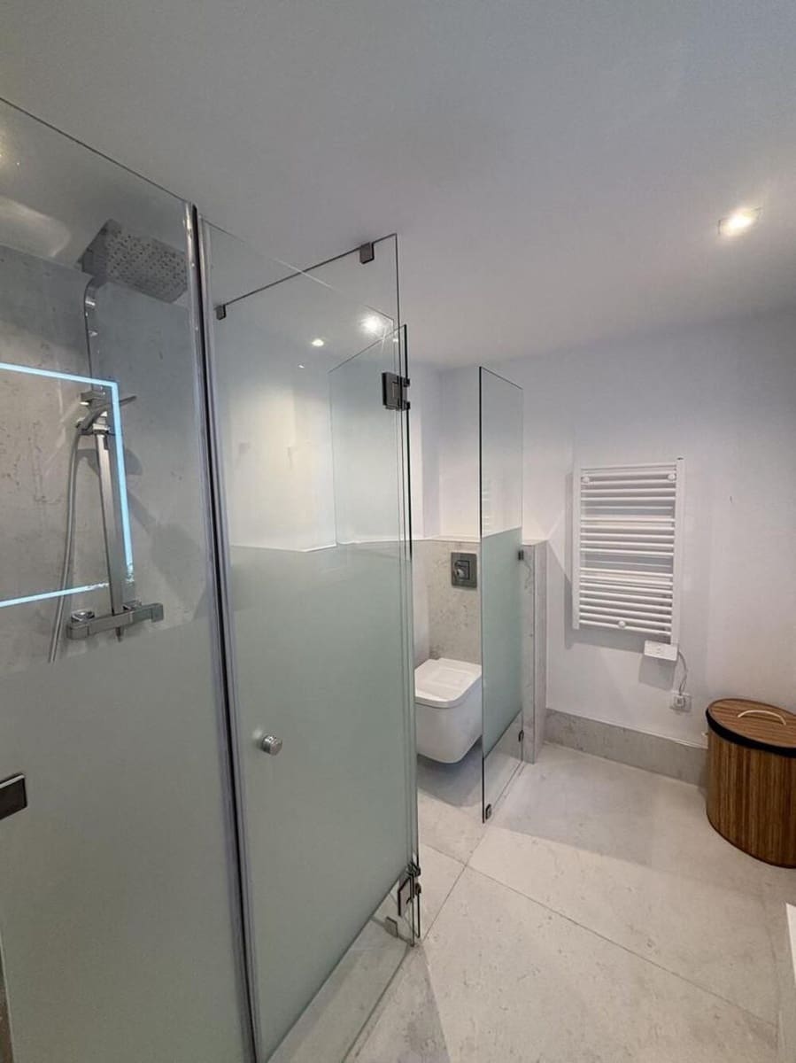 4 sypialnia Apartament do wynajęcia w Marbella z basenem garażem - 4 500 € (Ref: 9812946)