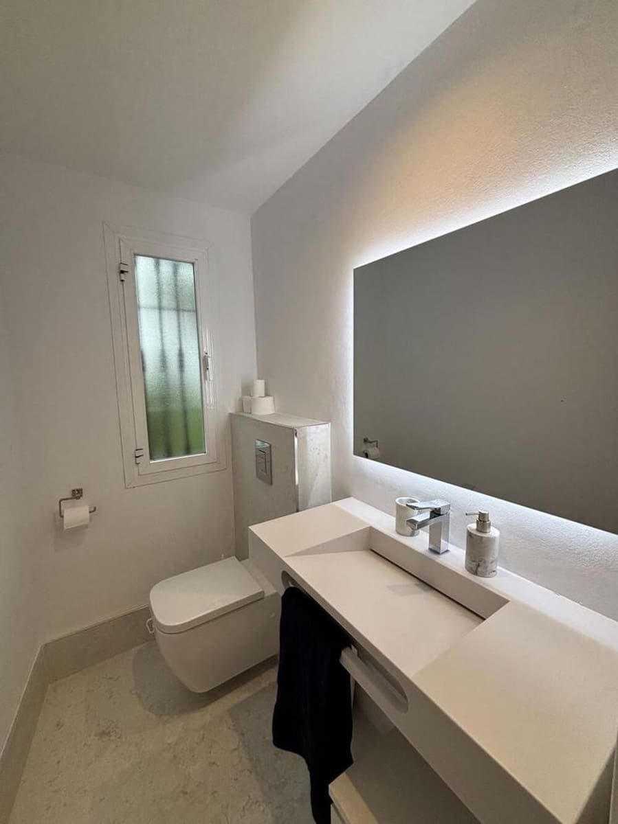 4 sypialnia Apartament do wynajęcia w Marbella z basenem garażem - 4 500 € (Ref: 9812946)