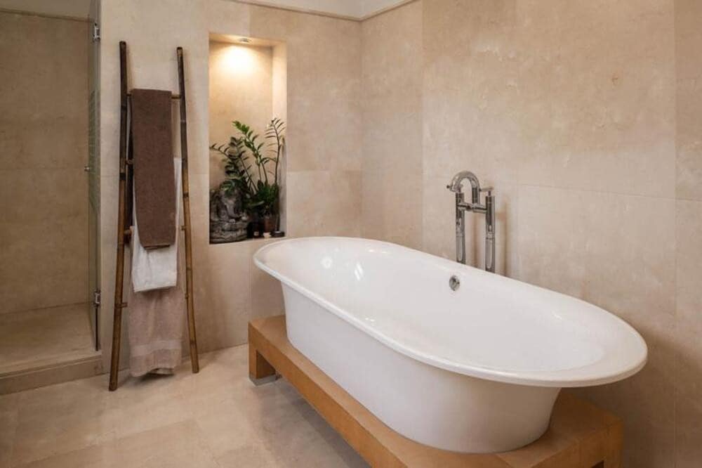 3 soverom Villa til leie i La Quinta med svømmebasseng garasje - € 6 500 (Ref: 9812948)
