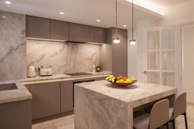 3 soverom Villa til leie i La Quinta, Benahavís med svømmebasseng garasje - € 6 500 (Ref: 9812948)