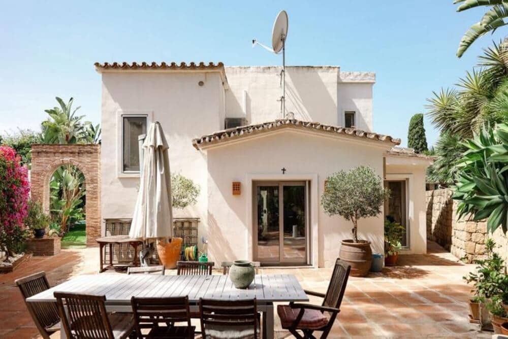 3 soverom Villa til leie i La Quinta med svømmebasseng garasje - € 6 500 (Ref: 9812948)