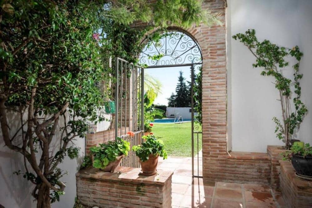 3 soverom Villa til leie i La Quinta med svømmebasseng garasje - € 6 500 (Ref: 9812948)