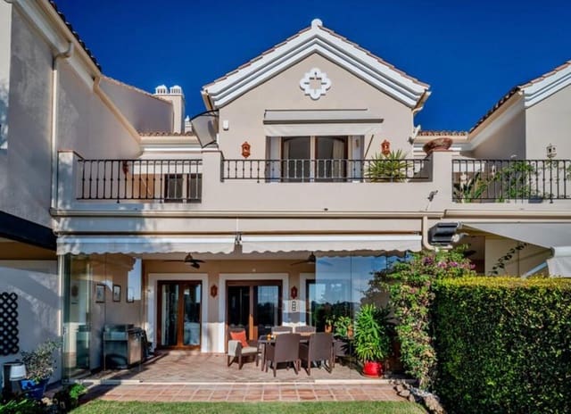 3 camera da letto Casa in vendita in El Paraiso, Estepona con piscina garage - 749.000 € (Rif: 9812949)