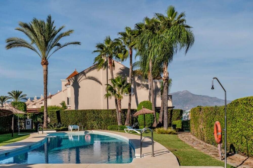 3 camera da letto Casa in vendita in El Paraiso con piscina garage - 749.000 € (Rif: 9812949)