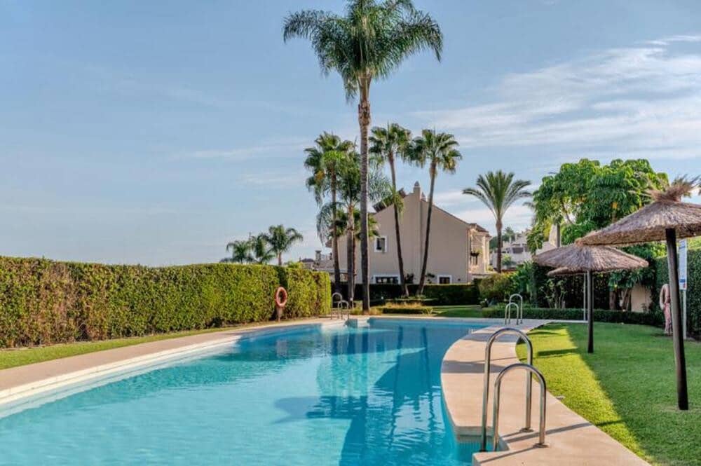 3 camera da letto Casa in vendita in El Paraiso con piscina garage - 749.000 € (Rif: 9812949)