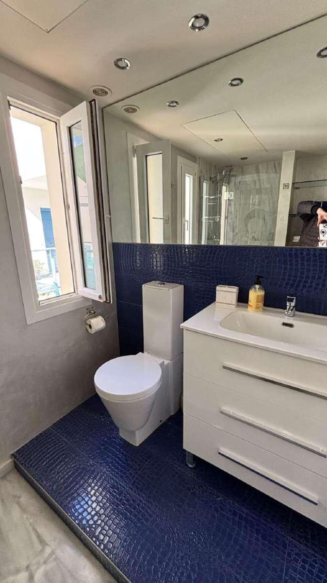 2 makuuhuone Kattohuoneisto vuokrattavana paikassa Marbella mukana uima-altaan 
autotalli - 2 500 € (Ref: 9815424)