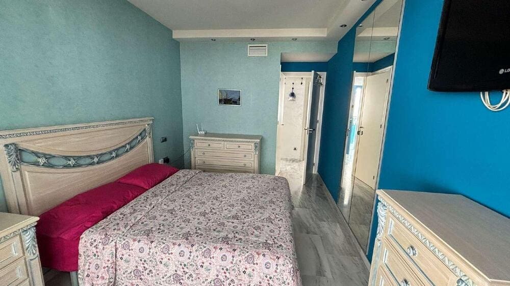 2 makuuhuone Kattohuoneisto vuokrattavana paikassa Marbella mukana uima-altaan 
autotalli - 2 500 € (Ref: 9815424)