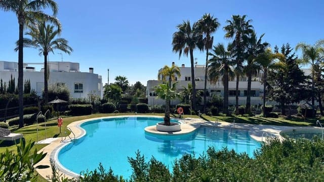 2 makuuhuone Kattohuoneisto vuokrattavana paikassa Rodeo Alto - Guadaiza - La Campana, Marbella mukana uima-altaan 
autotalli - 2 500 € (Ref: 9815424)