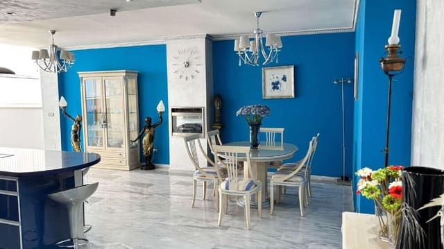 2 makuuhuone Kattohuoneisto vuokrattavana paikassa Rodeo Alto - Guadaiza - La Campana, Marbella mukana uima-altaan 
autotalli - 2 500 € (Ref: 9815424)