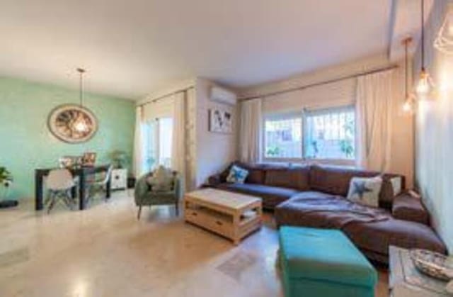 5 slaapkamer Huis te koop in San Pedro de Alcántara Pueblo, Marbella met zwembad - € 850.000 (Ref: 9815425)