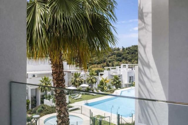 2 soveværelse Lejlighed til leje i Atalaya-Isdabe, Estepona med swimmingpool garage - € 3.600 (Ref: 9815426)