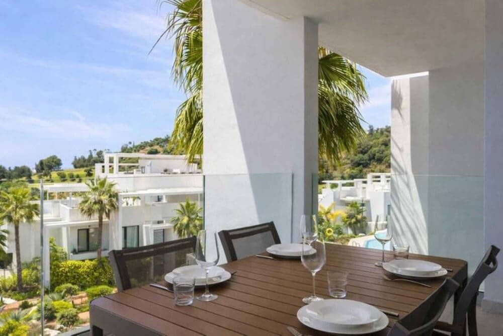 Apartamento de 2 habitaciones en Atalaya-Isdabe en alquiler con piscina garaje - 3.600 € (Ref: 9815426)