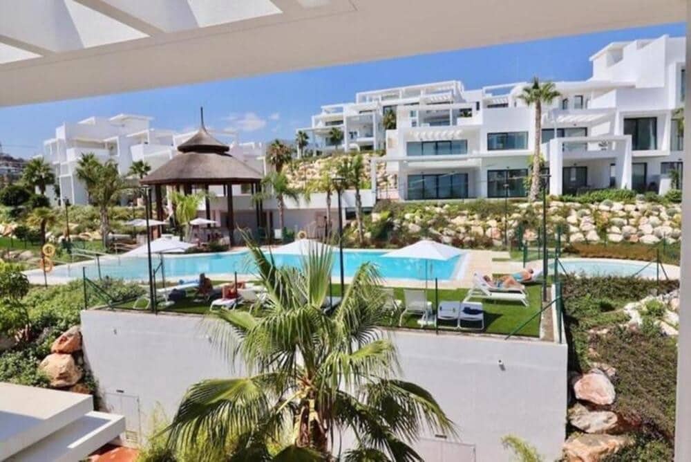 Apartamento de 2 habitaciones en Atalaya-Isdabe en alquiler con piscina garaje - 3.600 € (Ref: 9815426)