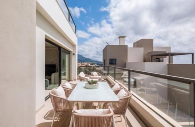 3 sovrum Takvåning att hyra i Los Naranjos, Marbella med pool garage - 5 200 € (Ref: 9815430)