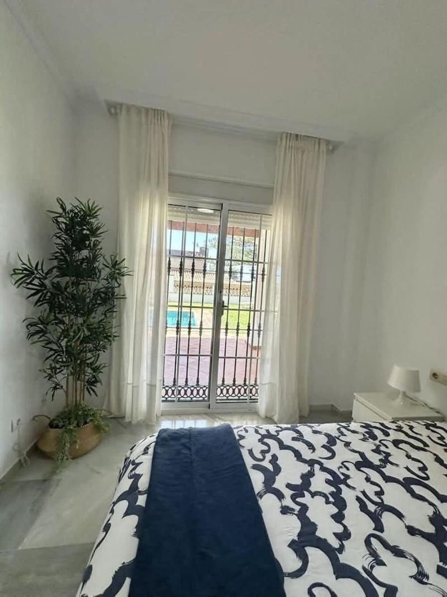 5 Zimmer Villa zu vermieten in Marbella mit Pool Garage - 6.000 € (Ref: 9815431)