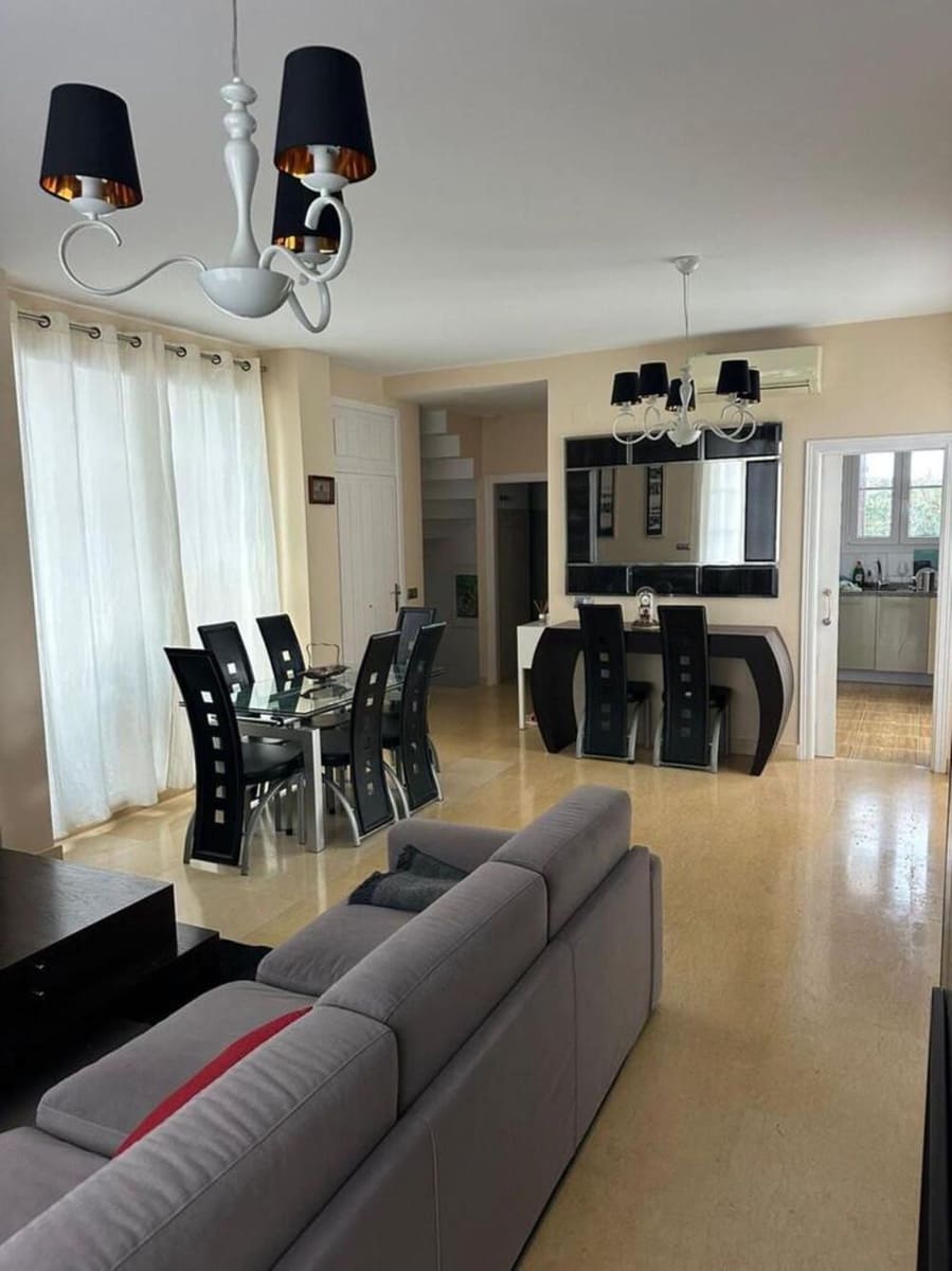 5 soveværelse Villa til leje i New Golden Mile med swimmingpool garage - € 4.500 (Ref: 9816866)
