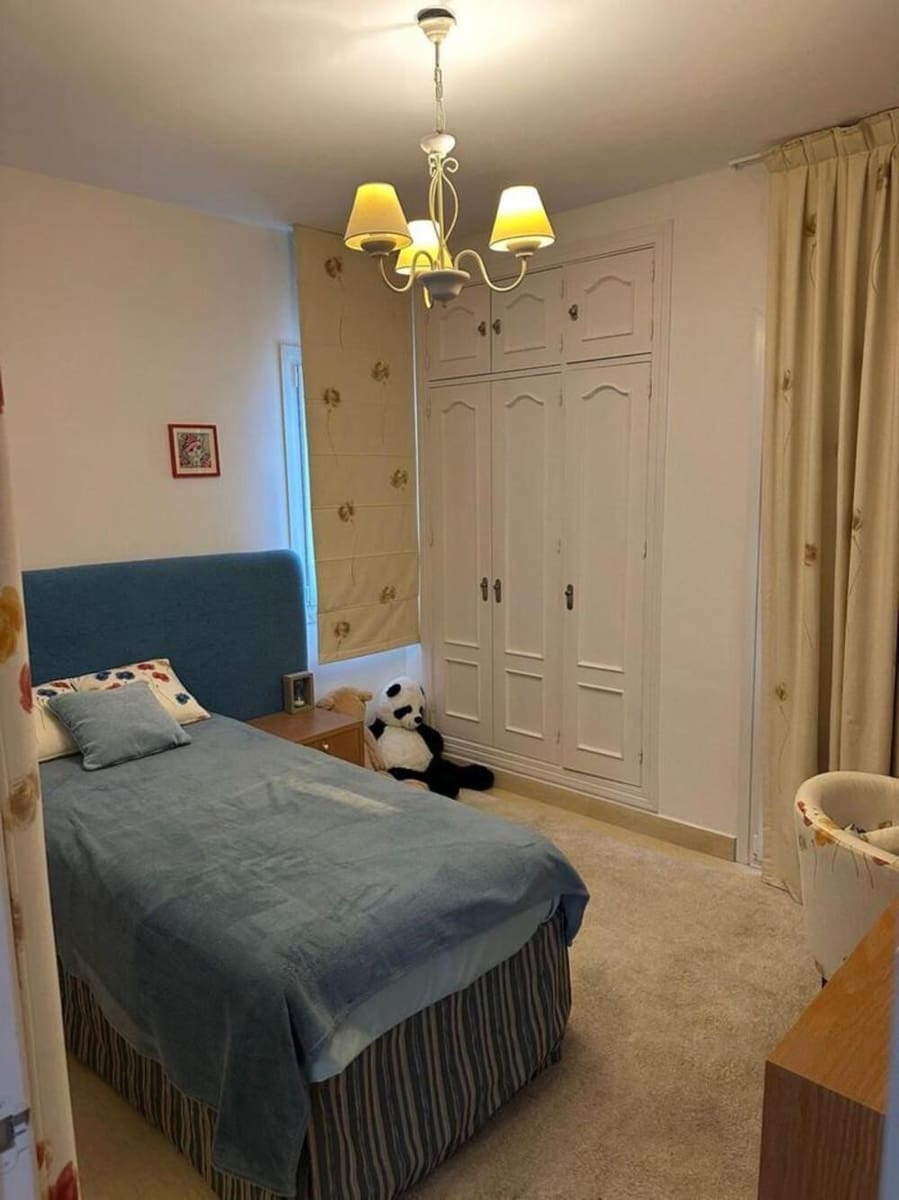 5 soveværelse Villa til leje i New Golden Mile med swimmingpool garage - € 4.500 (Ref: 9816866)