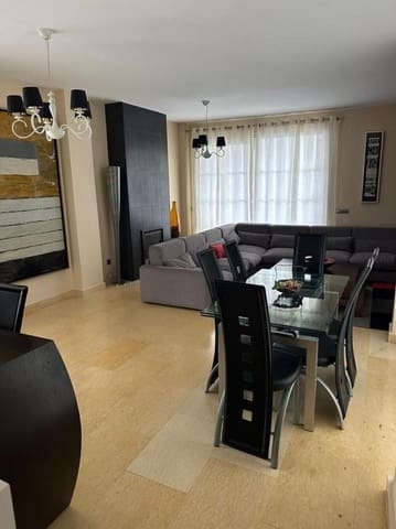 5 soveværelse Villa til leje i La Concha - Resina Golf, Estepona med swimmingpool garage - € 4.500 (Ref: 9816866)