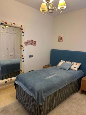 5 soveværelse Villa til leje i La Concha - Resina Golf, Estepona med swimmingpool garage - € 4.500 (Ref: 9816866)