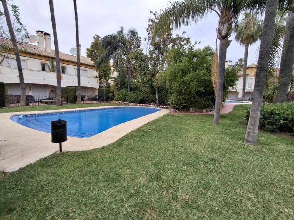 3 Zimmer Haus zu verkaufen in Marbella mit Pool Garage - 849.900 € (Ref: 9819796)