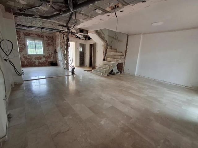 3 quarto Casa em Banda para venda em Puerto Banus, Marbella com piscina garagem - 849 900 € (Ref: 9819796)