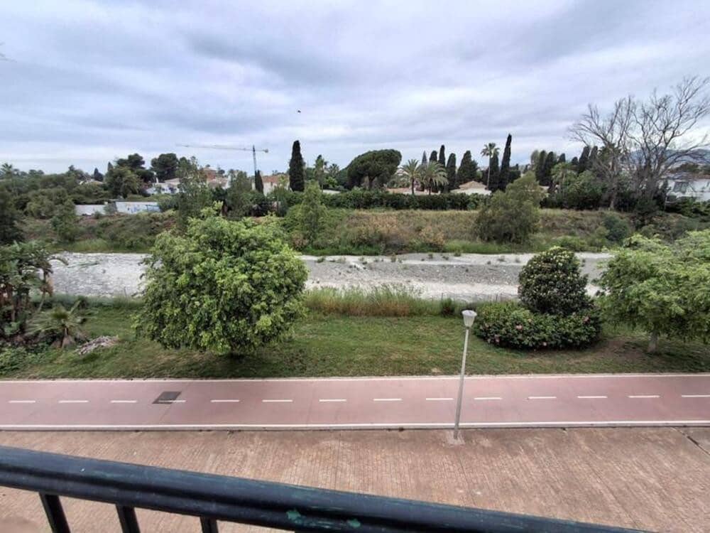 3 Zimmer Haus zu verkaufen in Marbella mit Pool Garage - 849.900 € (Ref: 9819796)