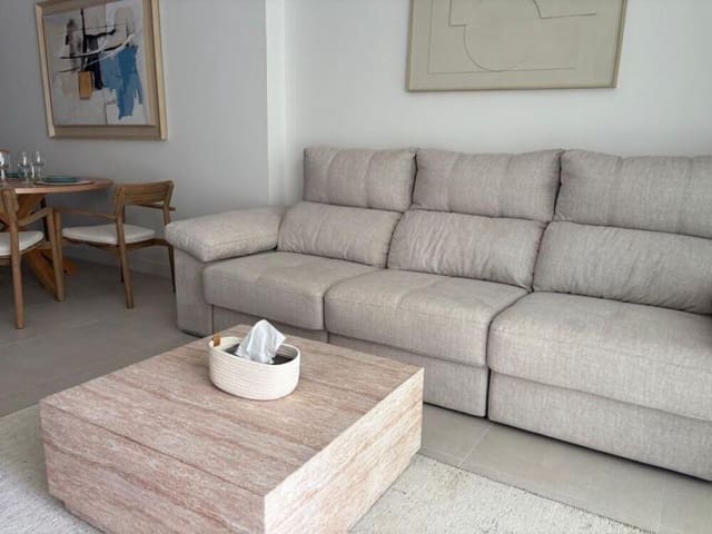 2 quarto Apartamento para arrendar em La Concha - Resina Golf, Estepona com piscina garagem - 2 900 € (Ref: 9819798)