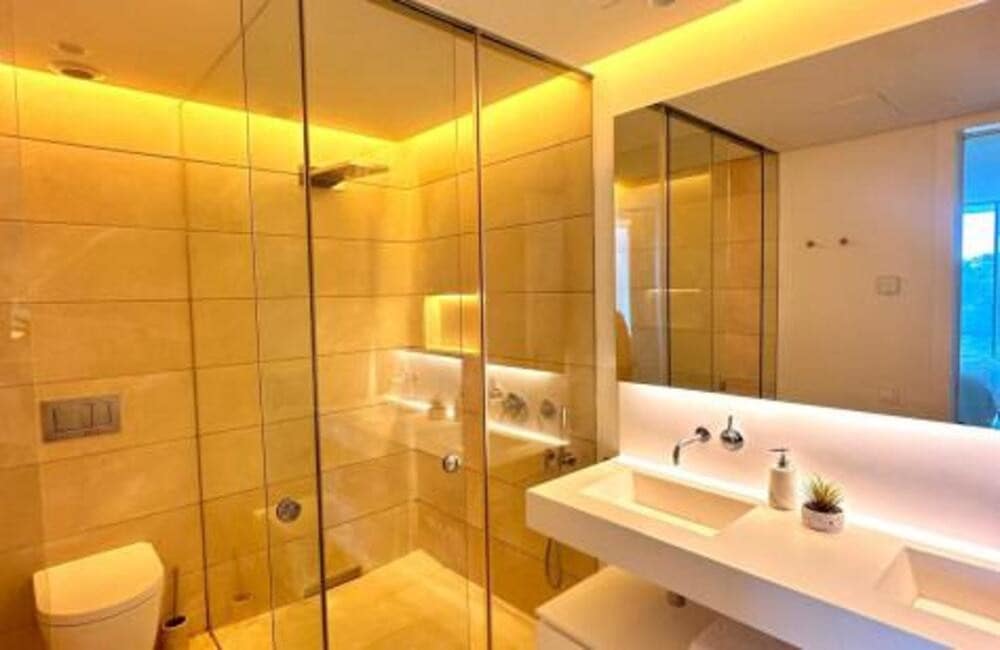 2 sypialnia Apartament do wynajęcia w Ojen z basenem garażem - 4 700 € (Ref: 9819800)