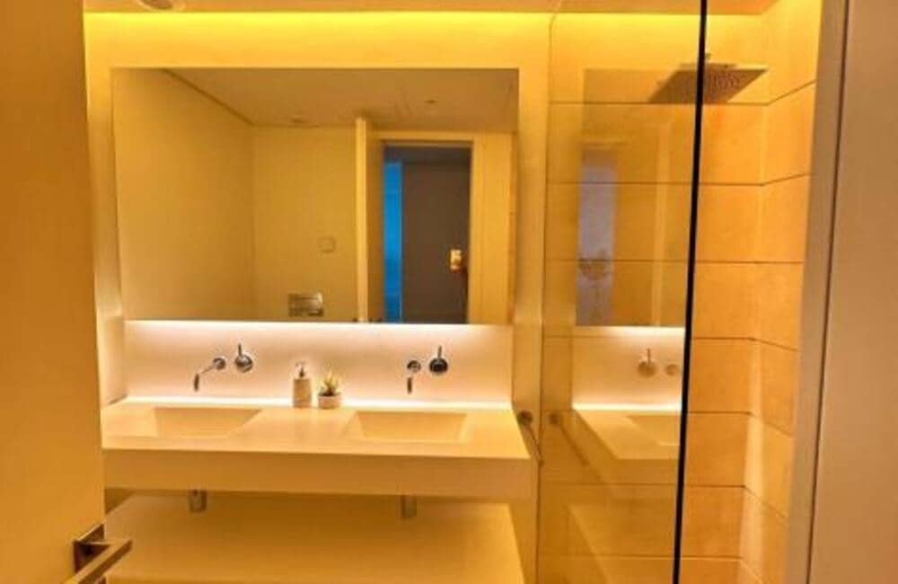 2 sypialnia Apartament do wynajęcia w Ojen z basenem garażem - 4 700 € (Ref: 9819800)