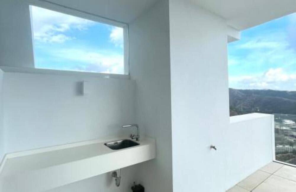 2 sypialnia Apartament do wynajęcia w Ojen z basenem garażem - 4 700 € (Ref: 9819800)