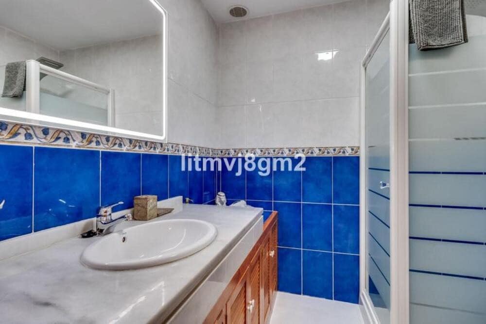 3 sypialnia Dom do wynajęcia w Calahonda z basenem garażem - 2 350 € (Ref: 9819803)