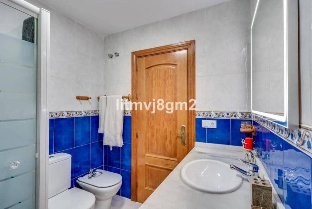 3 bedroom Townhouse for rent in Calahonda with pool garage - € 2,350 (Ref: 9819803)