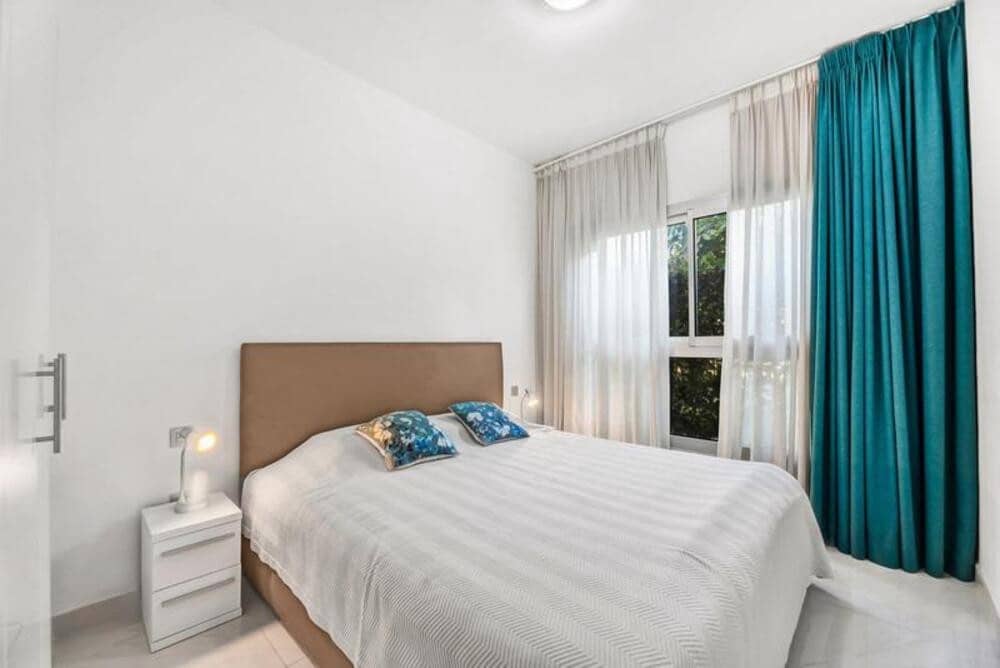 3 soveværelse Lejlighed til salg i Bel-Air med swimmingpool garage - € 498.000 (Ref: 9821904)