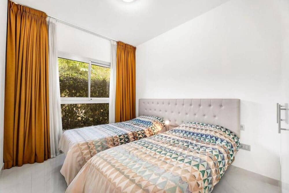 3 soveværelse Lejlighed til salg i Bel-Air med swimmingpool garage - € 498.000 (Ref: 9821904)