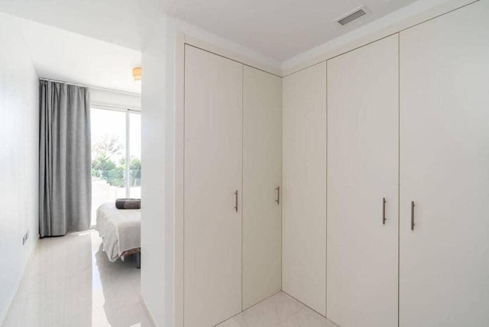 3 bedroom Apartment for sale in Bel-Air with pool garage - € 549,950 (Ref: 9821913)