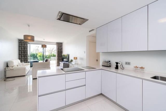 3 soverom Leilighet til salgs i Bel-Air, Estepona med svømmebasseng garasje - € 549 950 (Ref: 9821913)