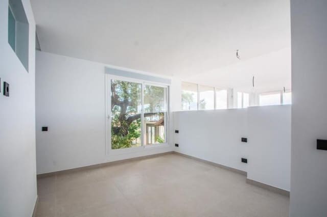 3 bedroom Apartment for rent in Santa María, Marbella with pool garage - € 5,000 (Ref: 9824586)