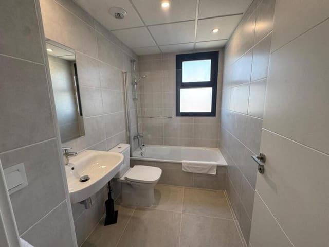 3 soverom Leilighet til leie i La Concha - Resina Golf, Estepona med svømmebasseng garasje - € 2 400 (Ref: 9828203)