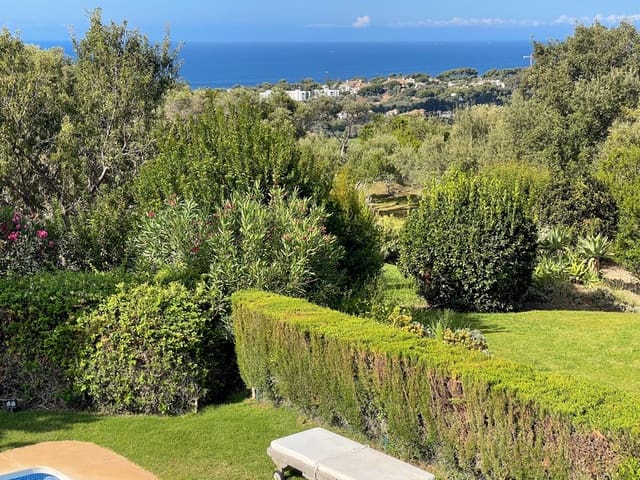 6 quarto Moradia para arrendamento para férias em El Rosario, Marbella com piscina Garagem - 7 000 € (Ref: 9828204)