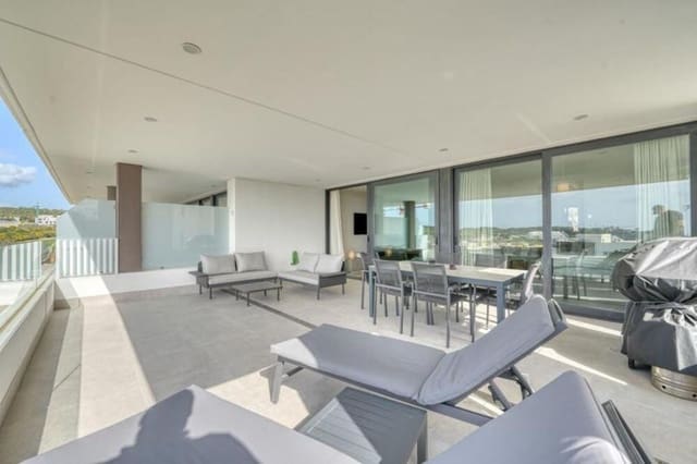 3 bedroom Apartment for rent in Guadalobón, Estepona with pool garage - € 2,950 (Ref: 9828205)