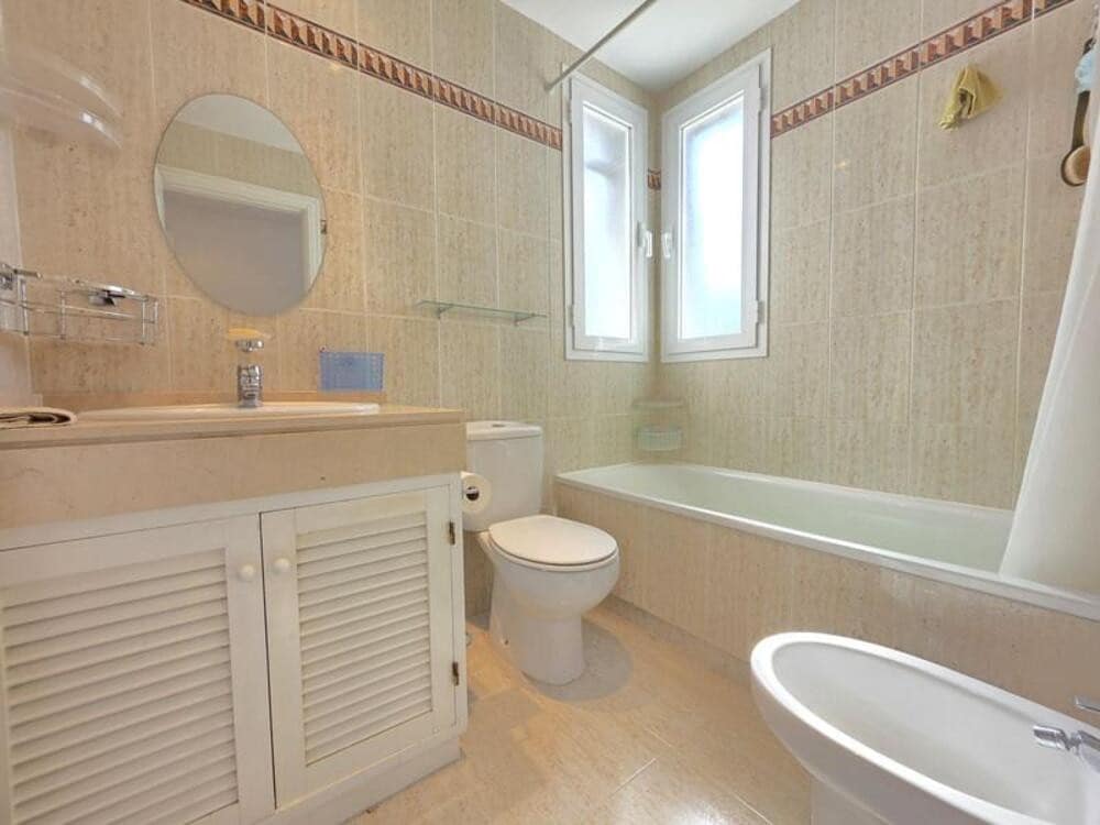3 bedroom Penthouse for sale in Los Arqueros with pool garage - € 535,000 (Ref: 9828206)