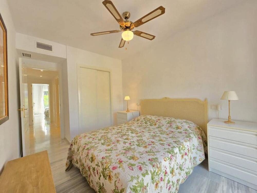 3 bedroom Penthouse for sale in Los Arqueros with pool garage - € 535,000 (Ref: 9828206)