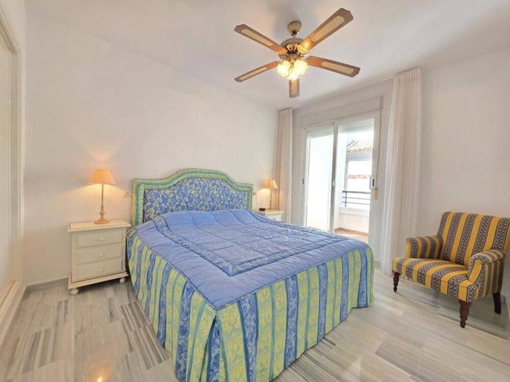 3 bedroom Penthouse for sale in Los Arqueros with pool garage - € 535,000 (Ref: 9828206)