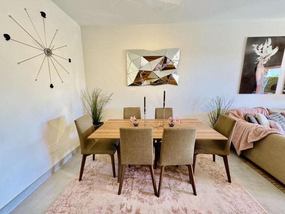 2 soveværelse Lejlighed til salg i Los Flamingos med swimmingpool garage - € 550.000 (Ref: 9828207)